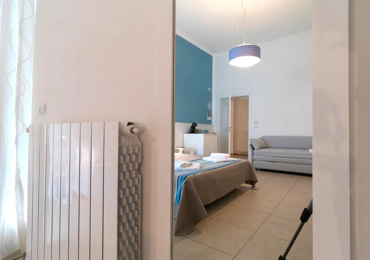 Fronte Mare Rooms By Salentolimit 切萨雷奥港 外观 照片