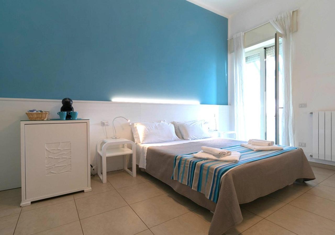 Fronte Mare Rooms By Salentolimit 切萨雷奥港 外观 照片