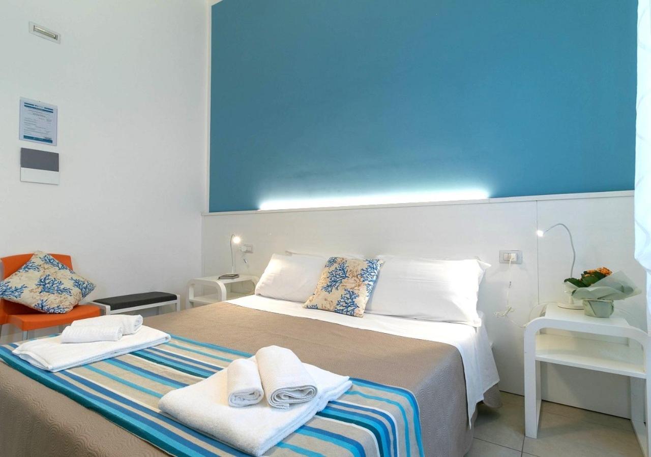 Fronte Mare Rooms By Salentolimit 切萨雷奥港 外观 照片