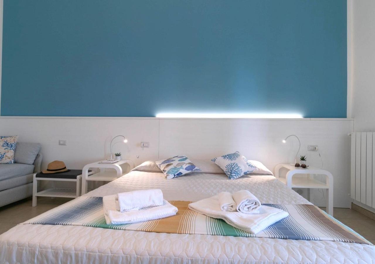 Fronte Mare Rooms By Salentolimit 切萨雷奥港 外观 照片