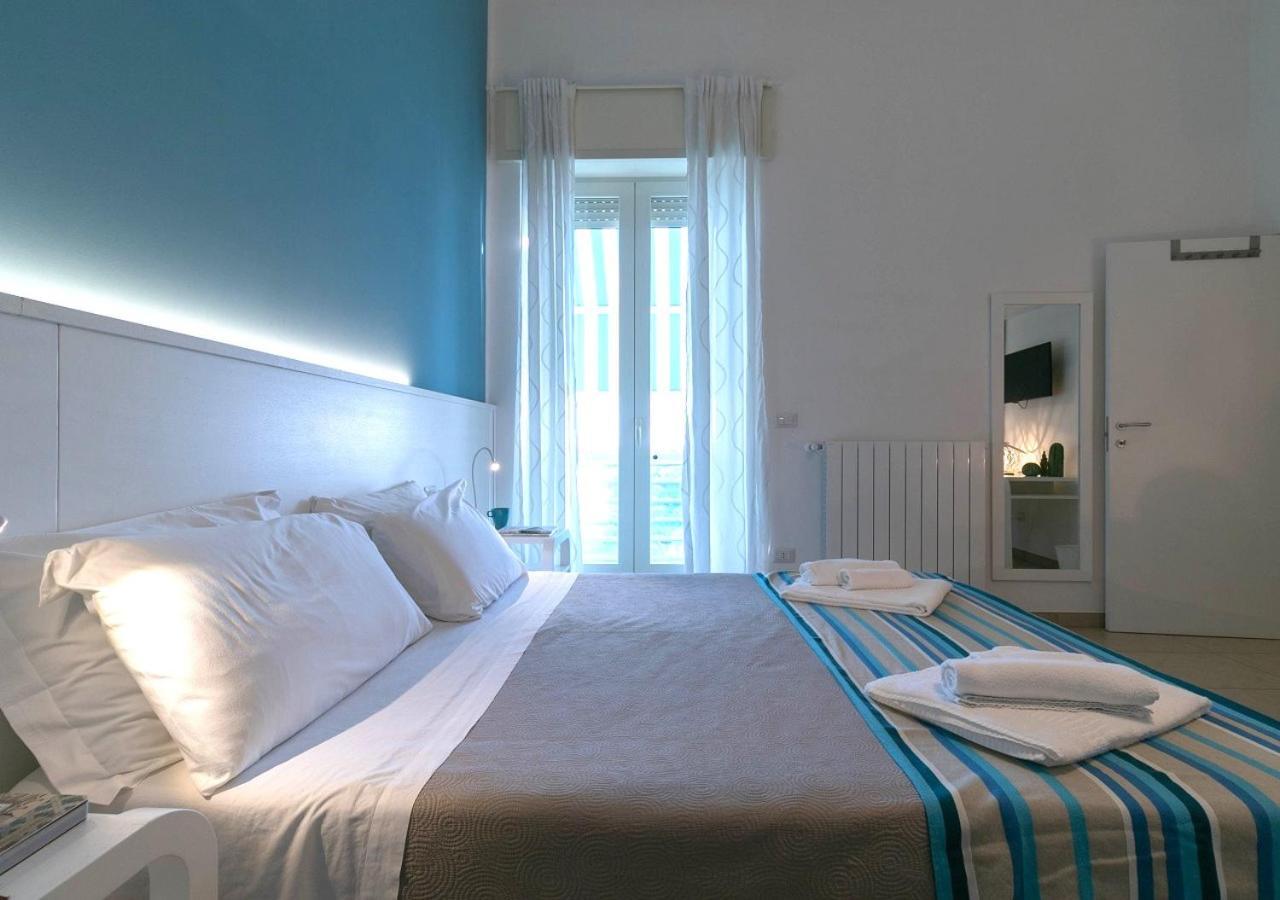 Fronte Mare Rooms By Salentolimit 切萨雷奥港 外观 照片